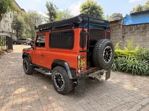 Land Rover Defender 2015 Orange