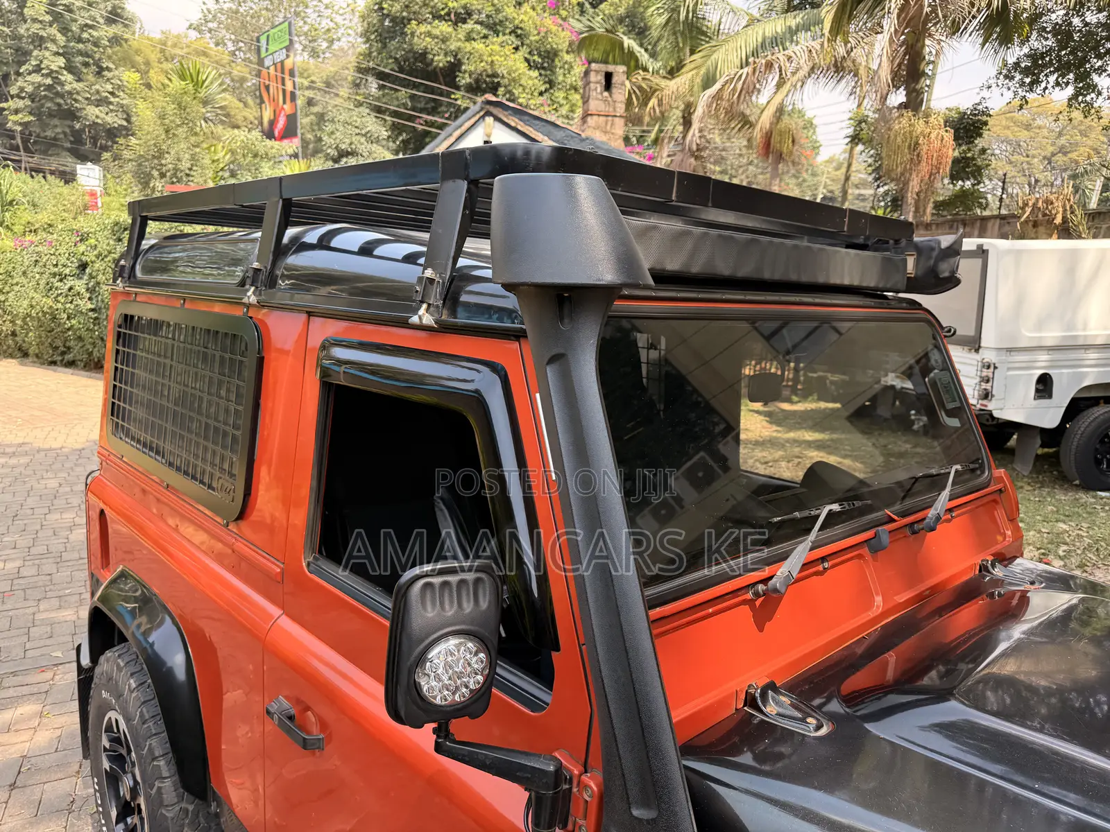 Land Rover Defender 2015 Orange