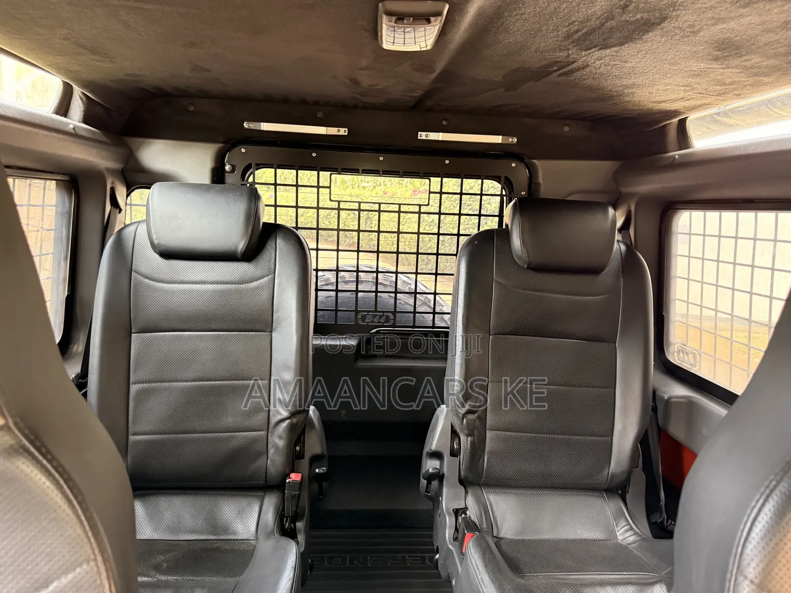 Land Rover Defender 2015 Orange