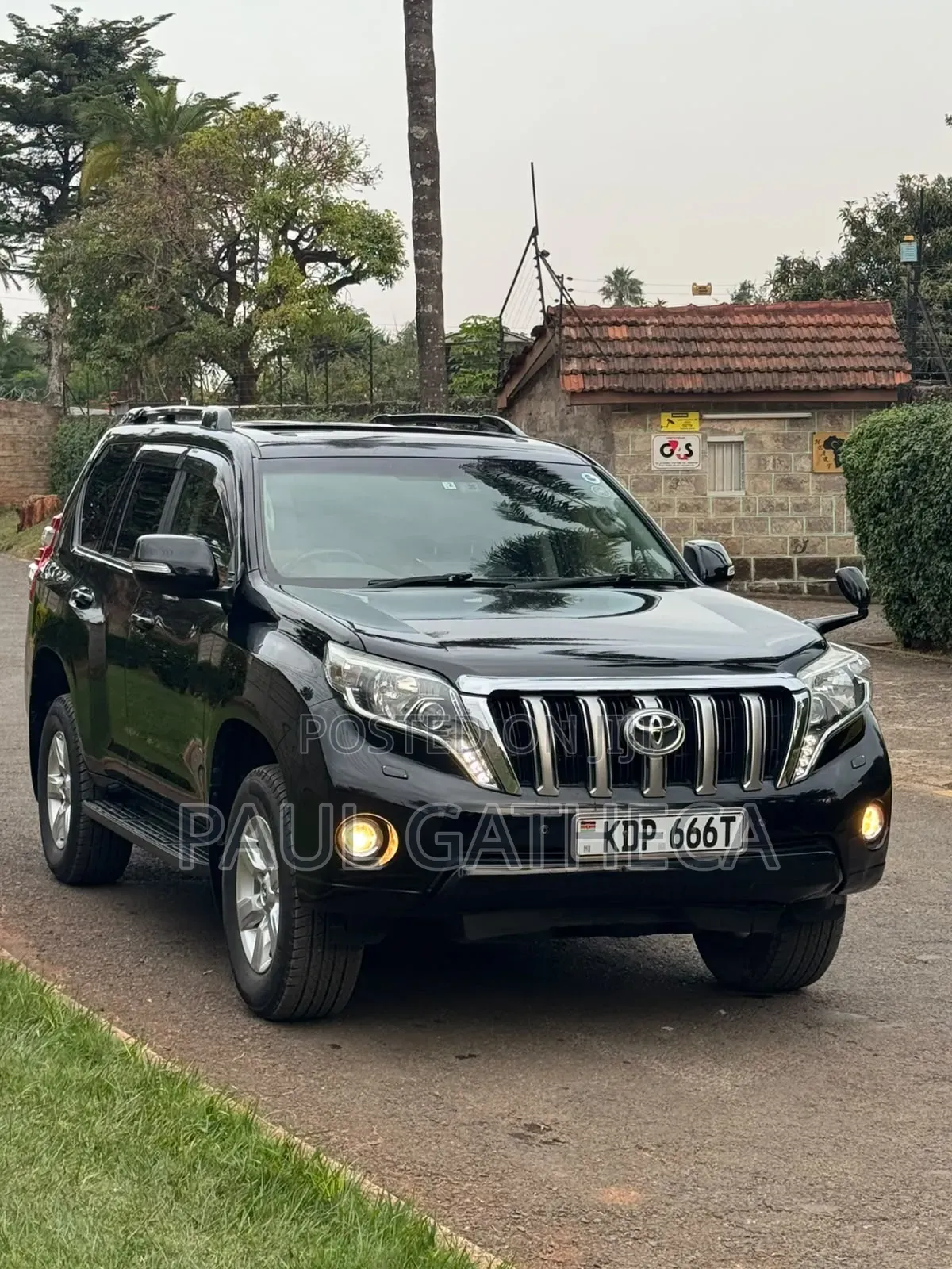 Toyota Land Cruiser Prado 2017 Black