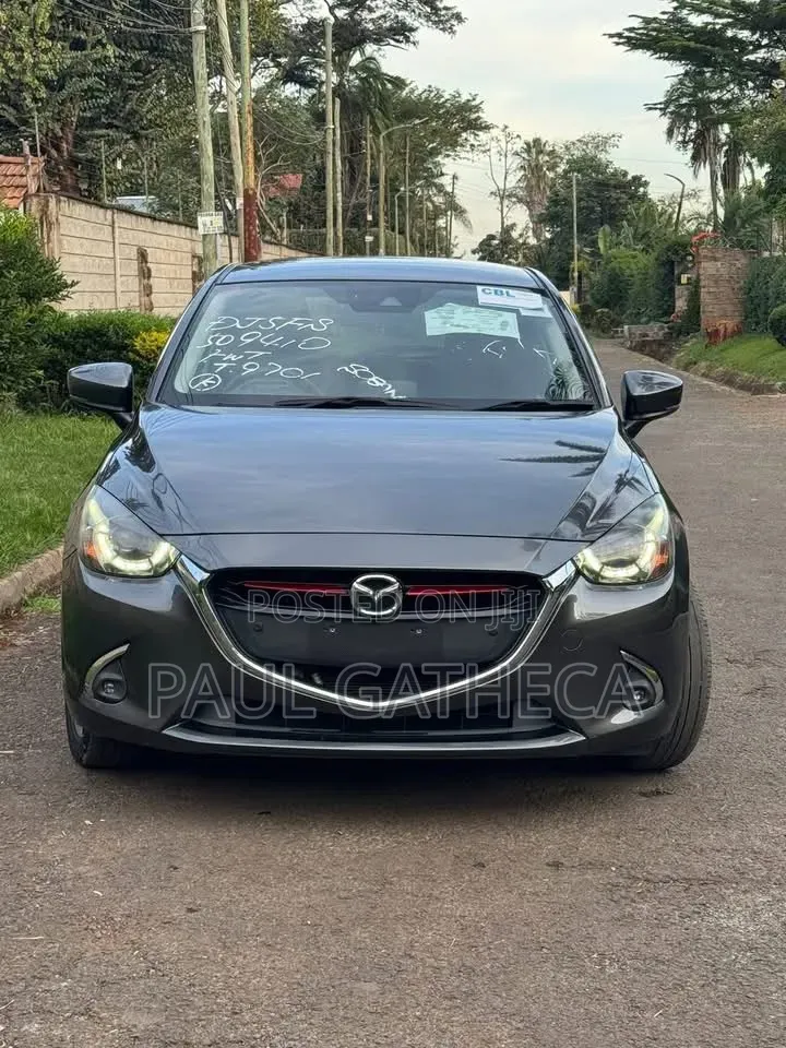 Mazda Demio 2019 Gray