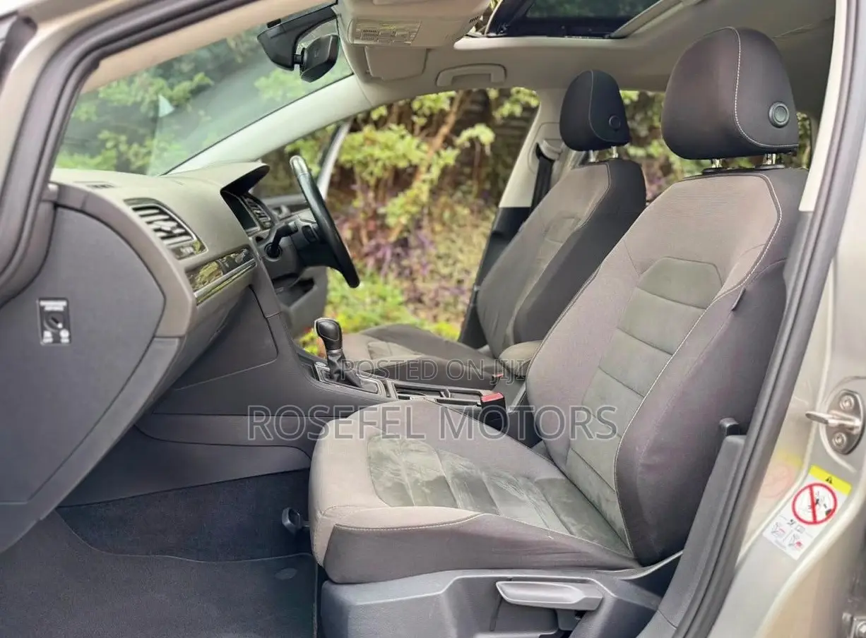 Volkswagen Golf 1.4T S FWD 2019 Silver