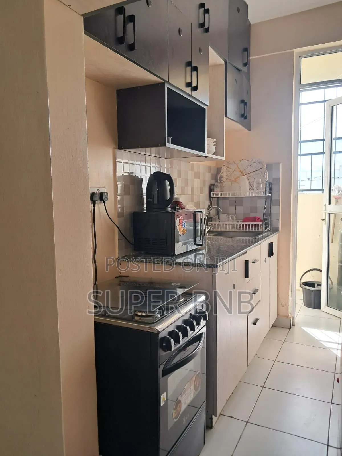 Airbnb in Kamakis for 2 HRS