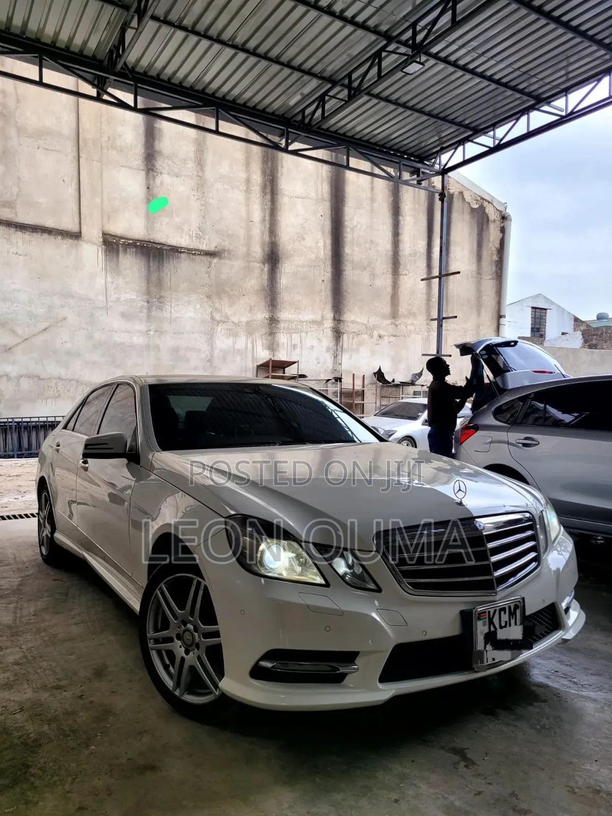 Mercedes-Benz E350 2011 White