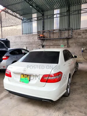 Mercedes-Benz E350 2011 White