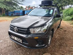 Toyota Hilux 2019 Gray