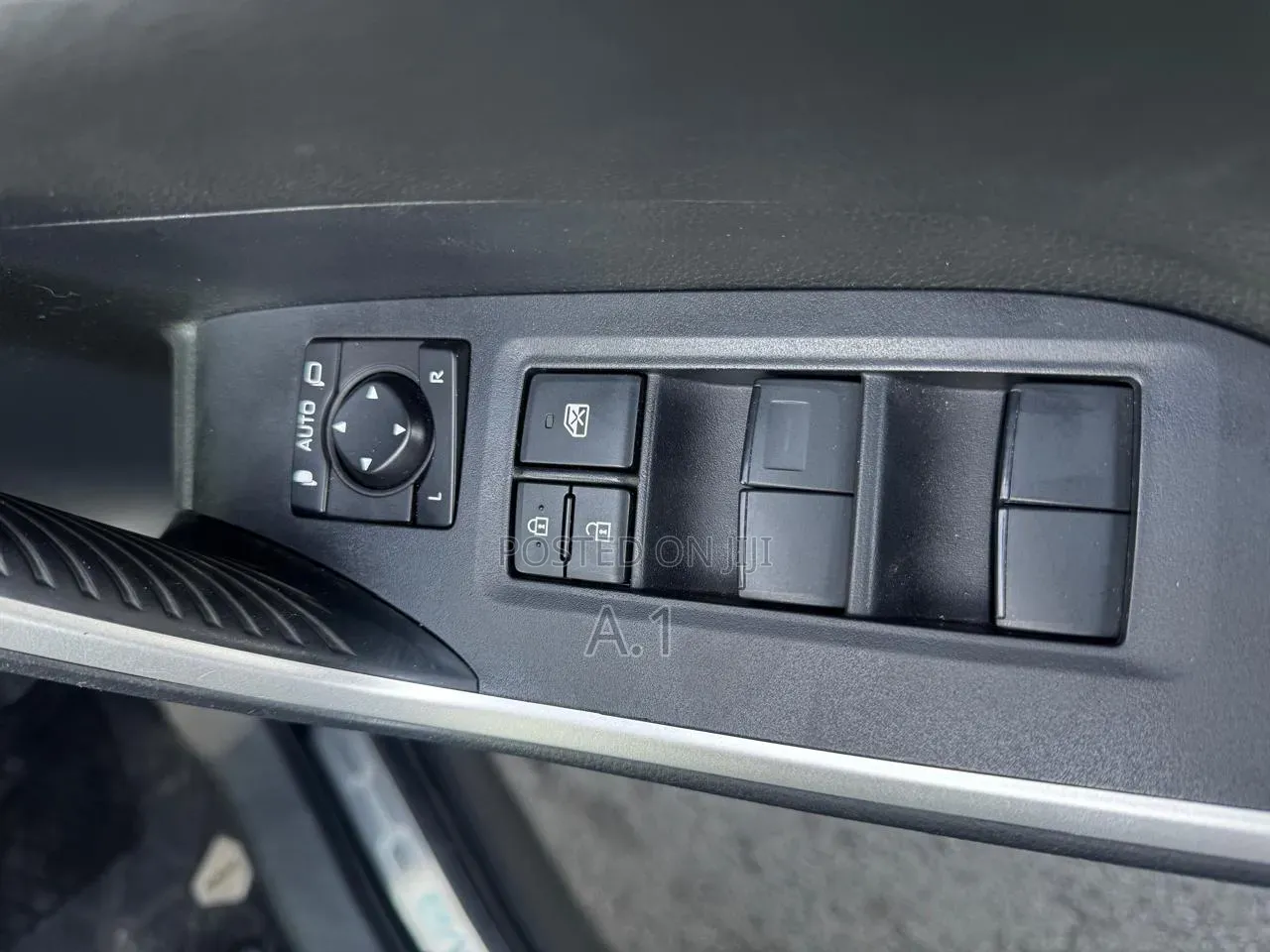 Toyota RAV4 2019 Matt Black