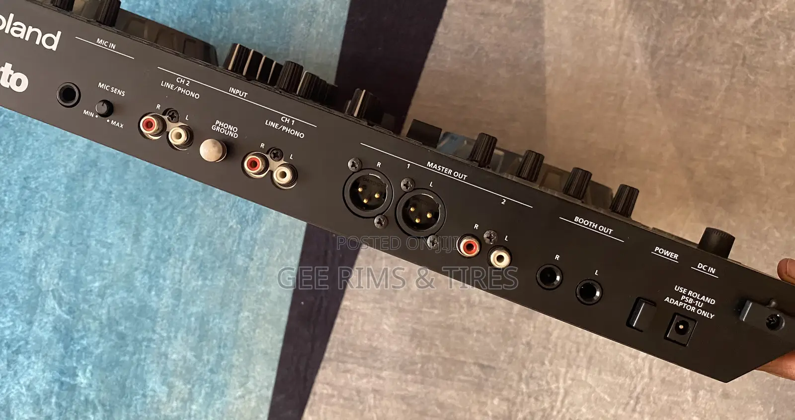 Serato Roland DJ-505 Controller