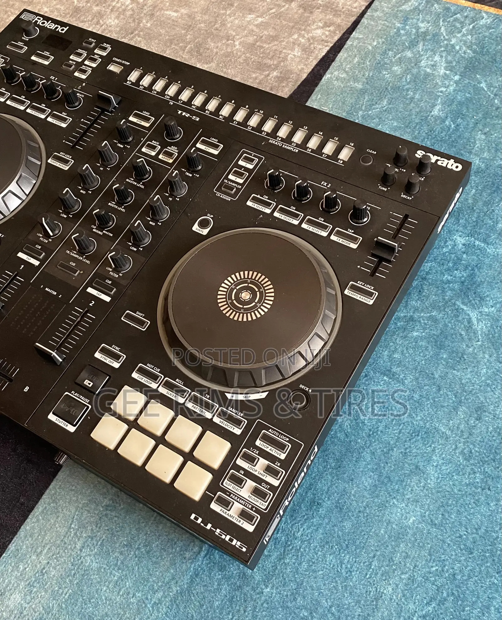Serato Roland DJ-505 Controller