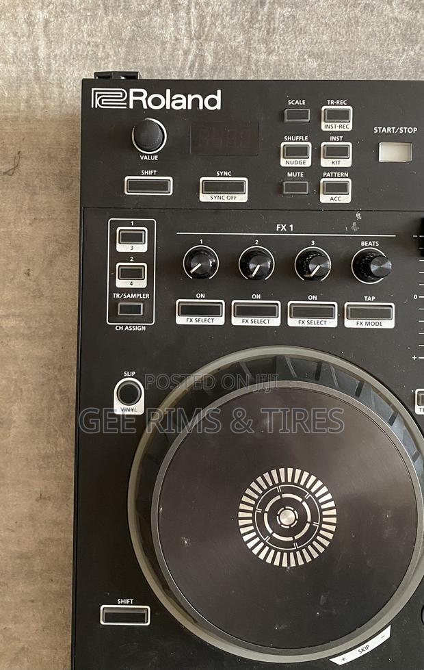 Serato Roland DJ-505 Controller - thumbnail 6