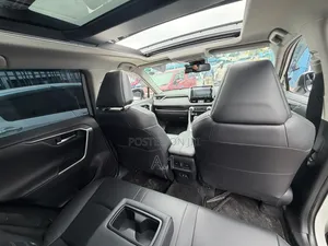 Toyota RAV4 2020 Pearl
