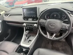 Toyota RAV4 2020 Pearl