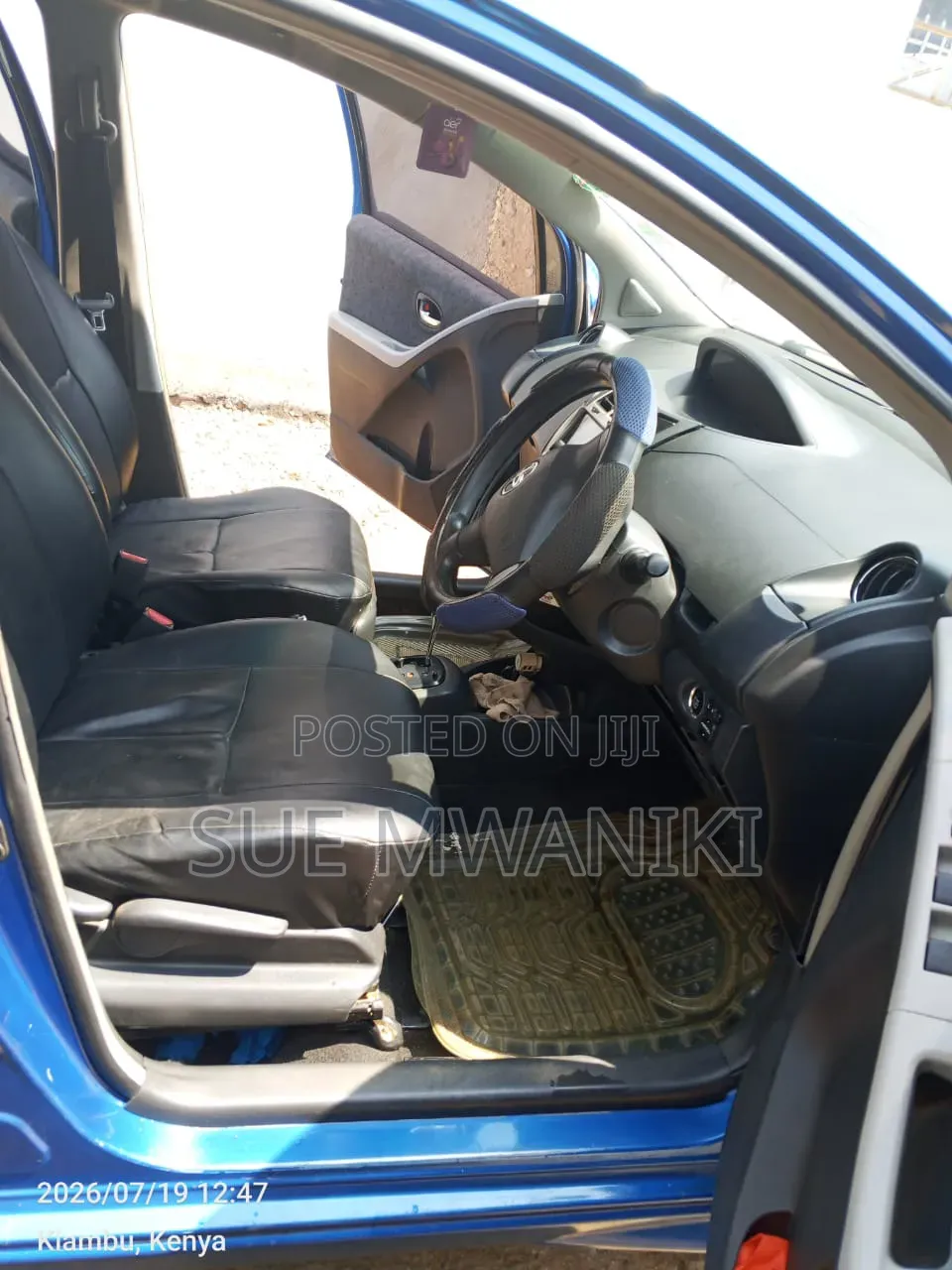 Toyota Vitz 2009 Blue