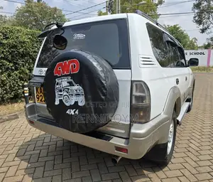 Toyota Land Cruiser Prado 1998 White
