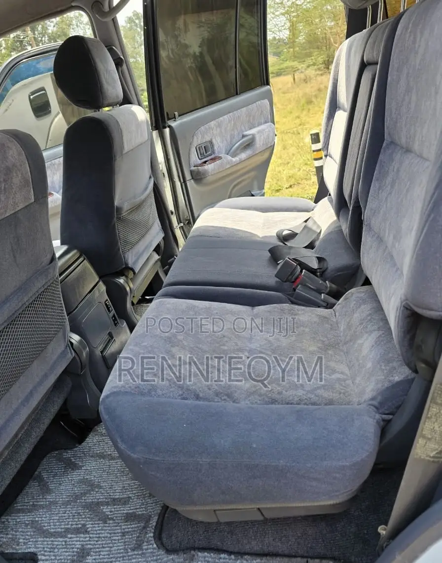 Toyota Land Cruiser Prado 1998 White