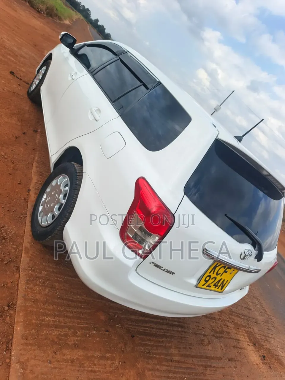 Toyota Corolla Fielder 2009 White