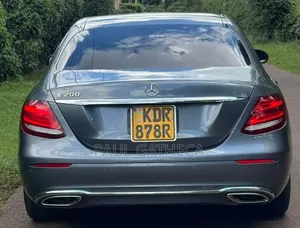 Mercedes-Benz E200 2017 Gray