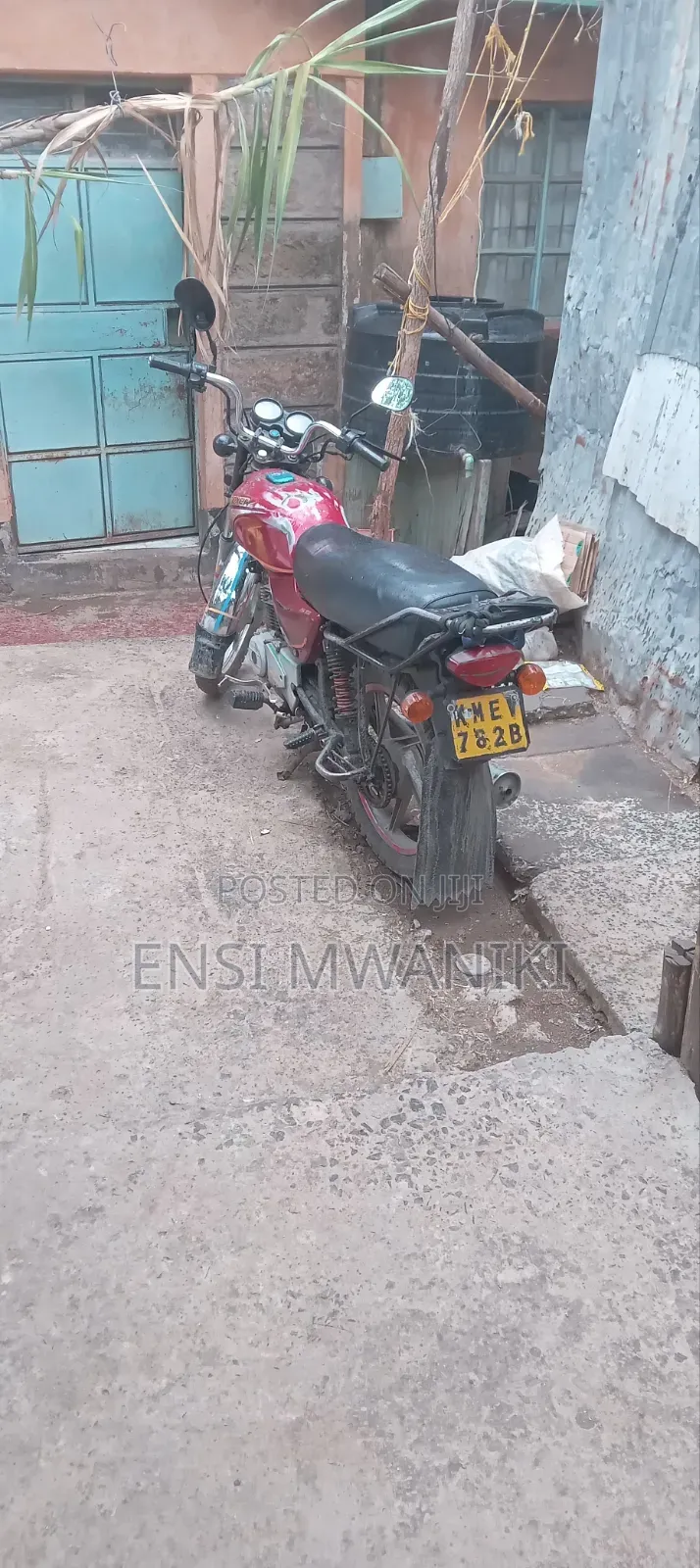 Bajaj Boxer BM100ES 2018 Red