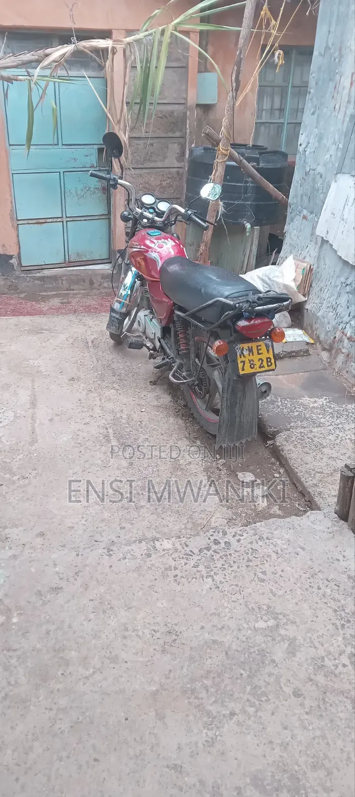 Bajaj Boxer BM100ES 2018 Red