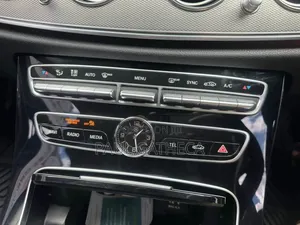 Mercedes-Benz E200 2017 Gray