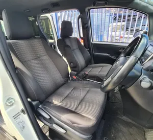 Toyota Voxy 2019 Pearl