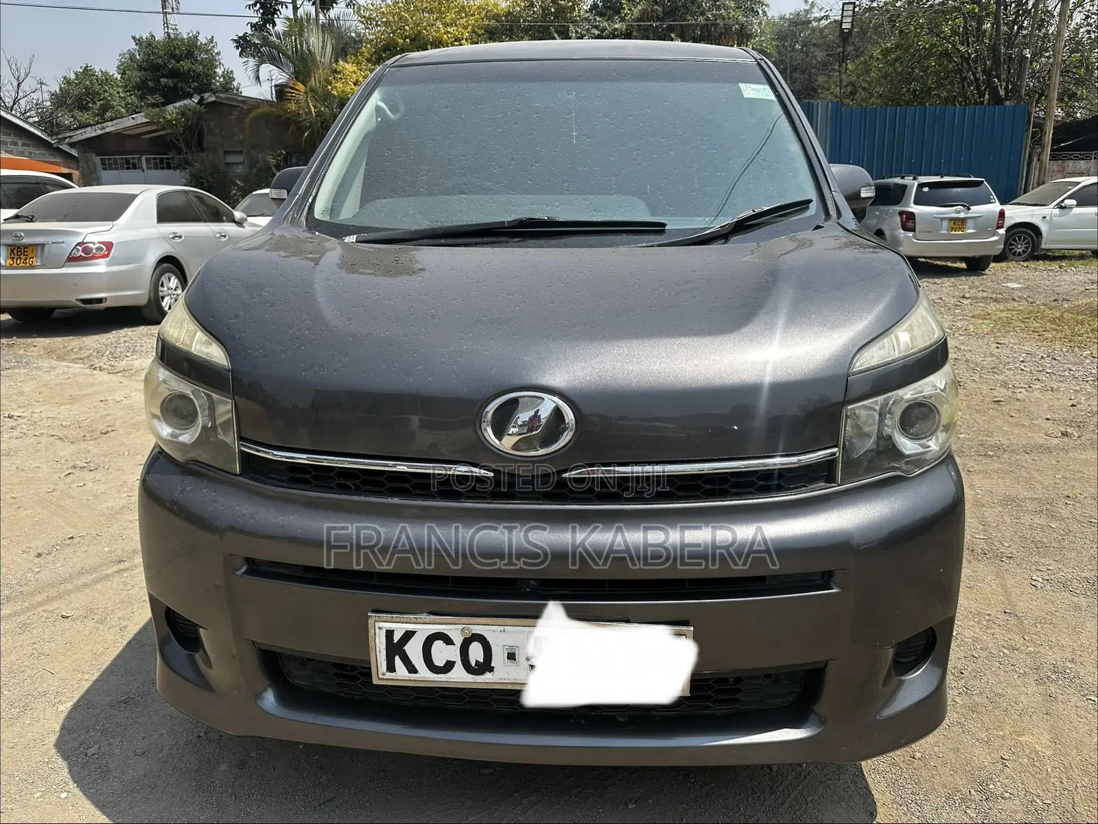 Toyota Voxy 2012 Black