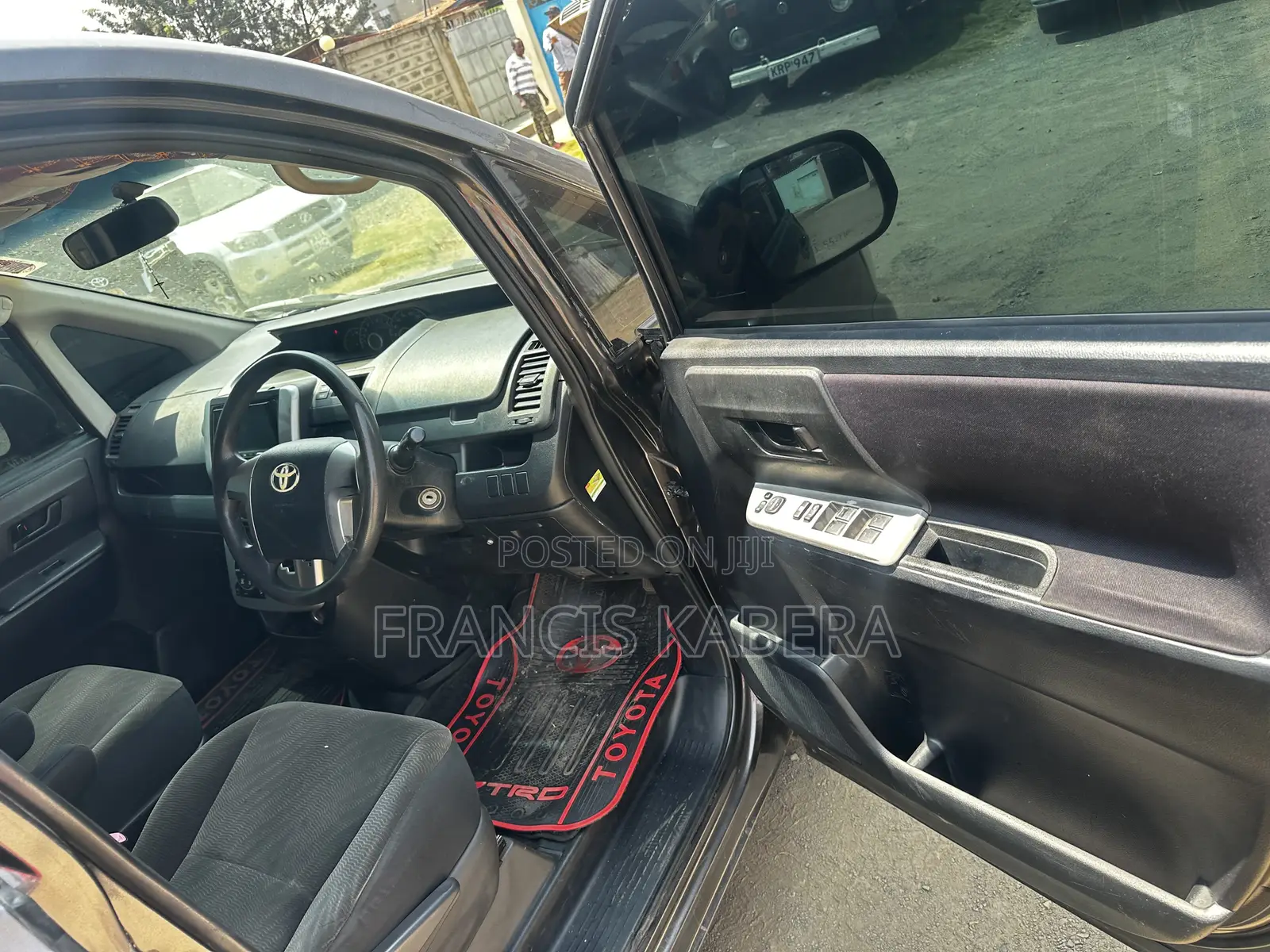 Toyota Voxy 2012 Black