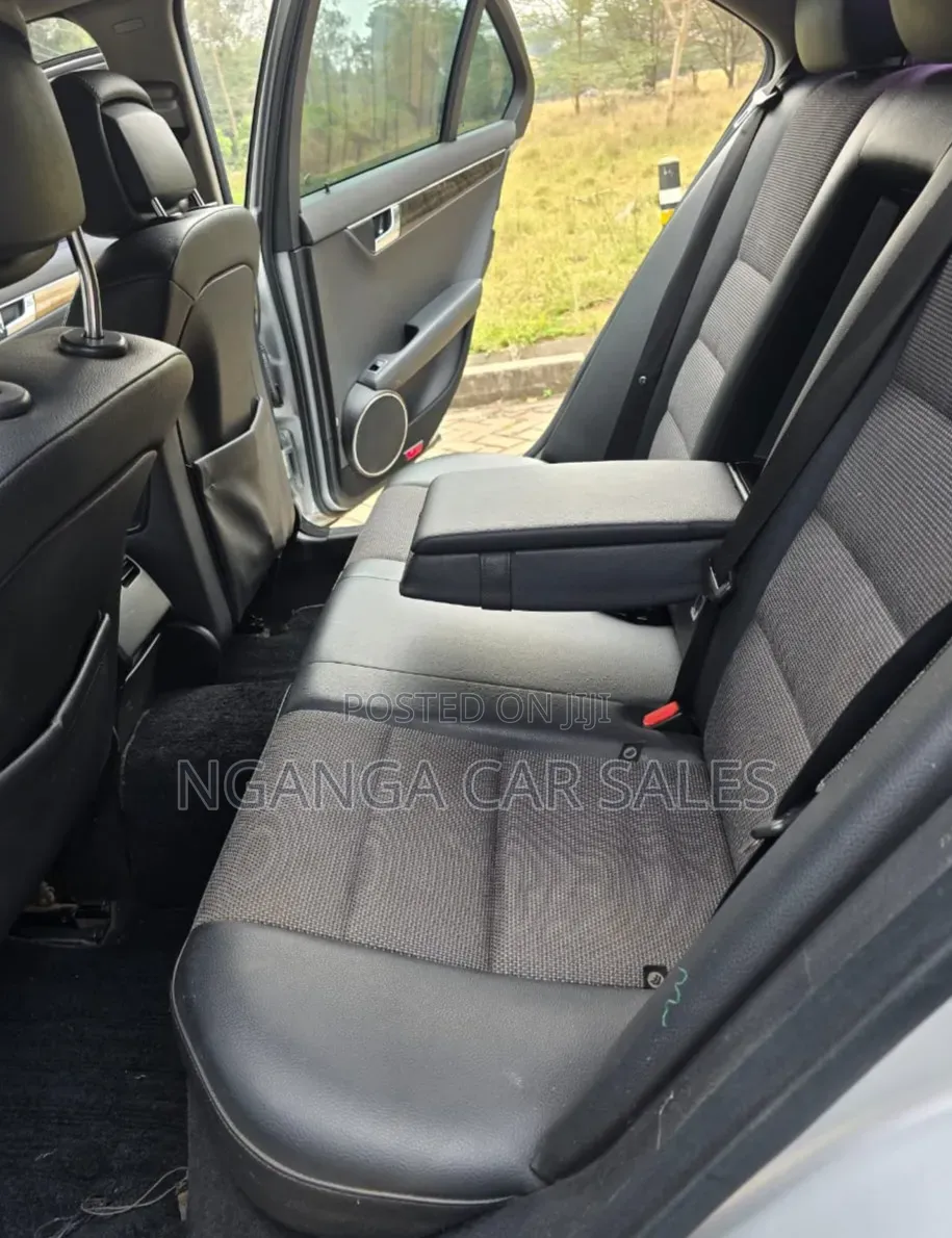 Mercedes-Benz C200 2008 Silver