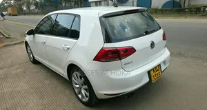 Volkswagen Golf 2015 White
