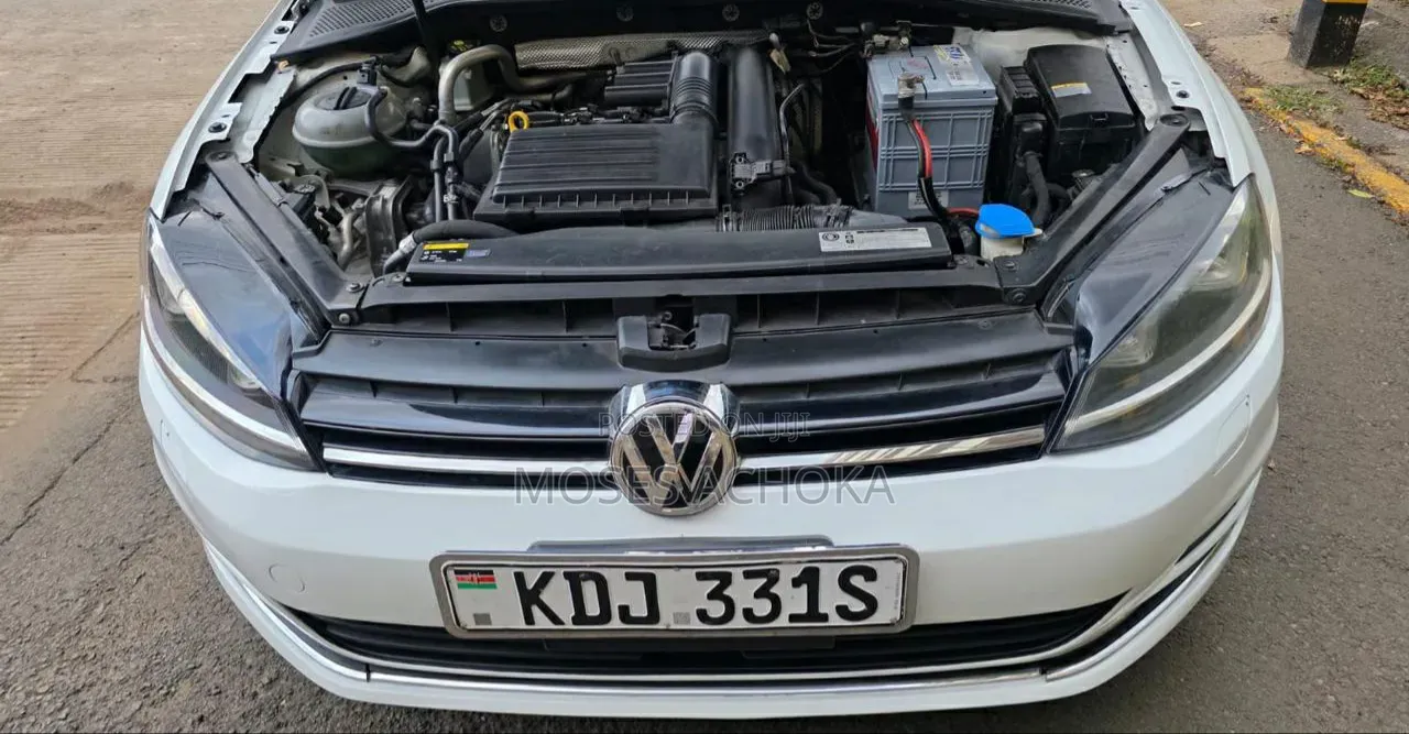 Volkswagen Golf 2015 White