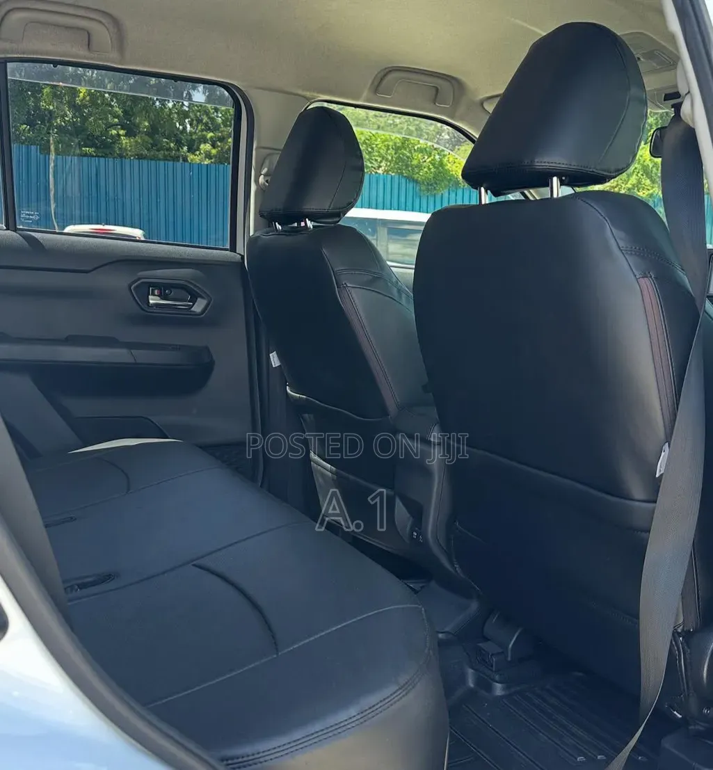Toyota Raize 2020 Pearl