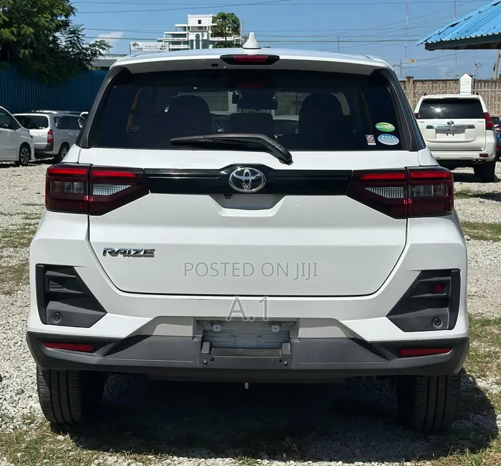 Toyota Raize 2020 Pearl