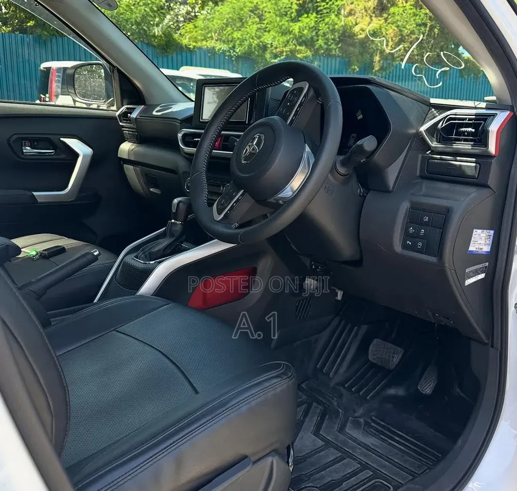 Toyota Raize 2020 Pearl