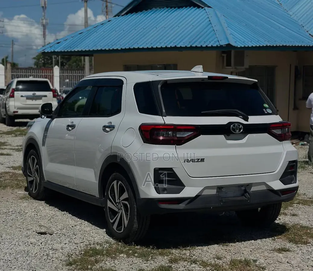 Toyota Raize 2020 Pearl