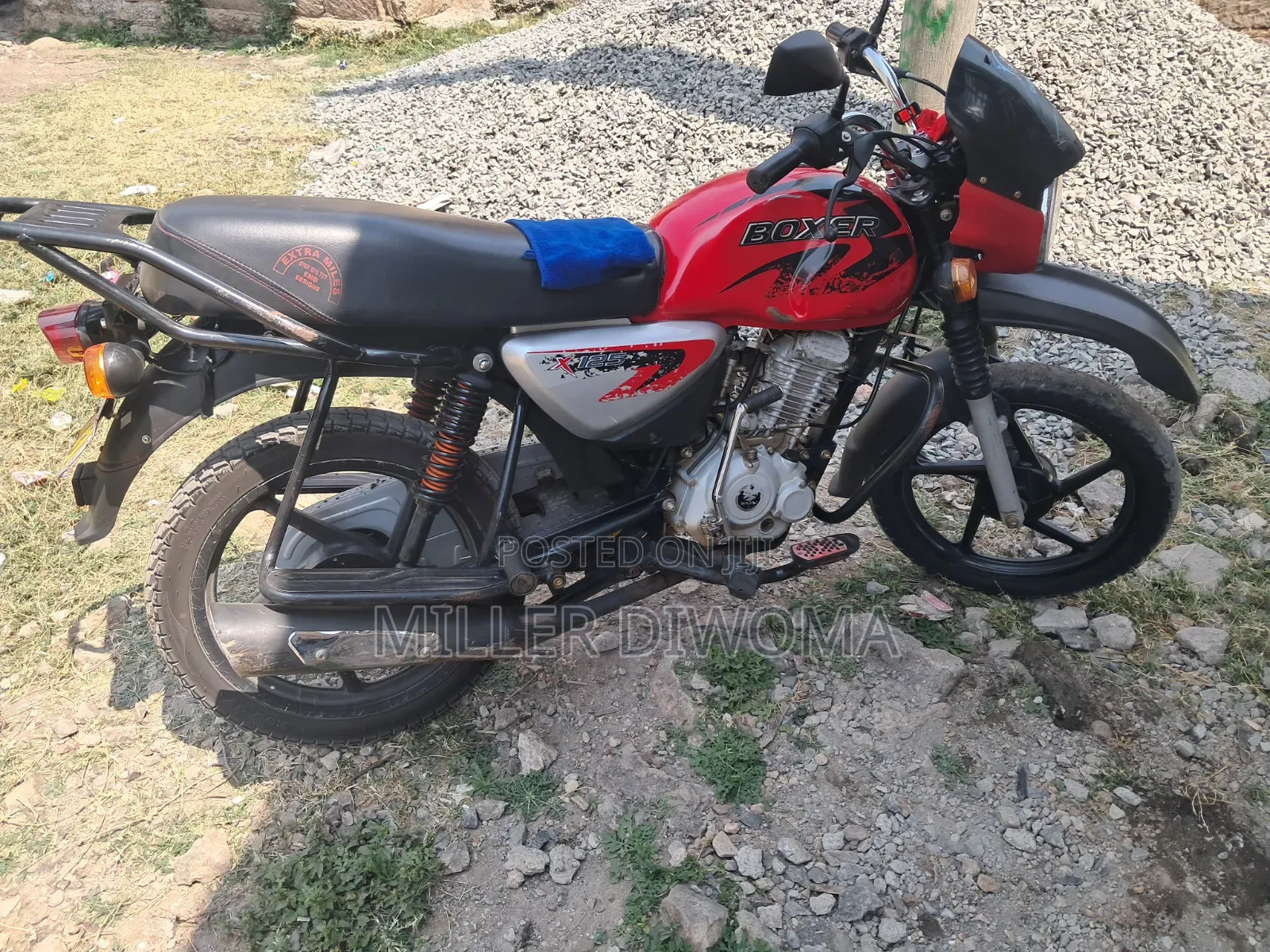 Bajaj Boxer 125 2024 Red