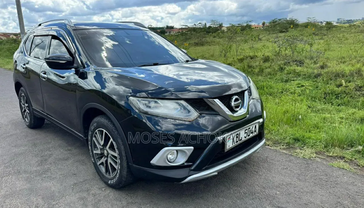 Nissan X-Trail 2015 Black