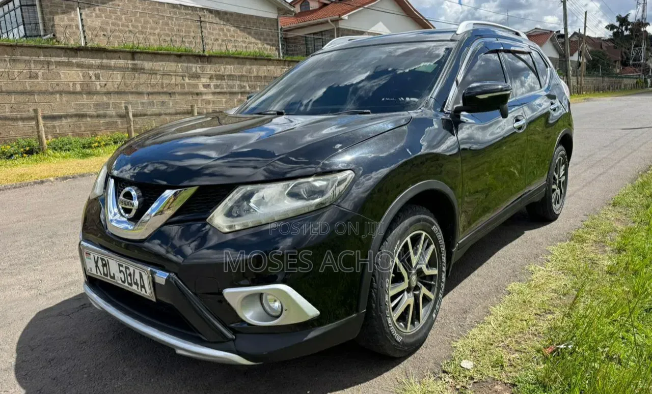 Nissan X-Trail 2015 Black