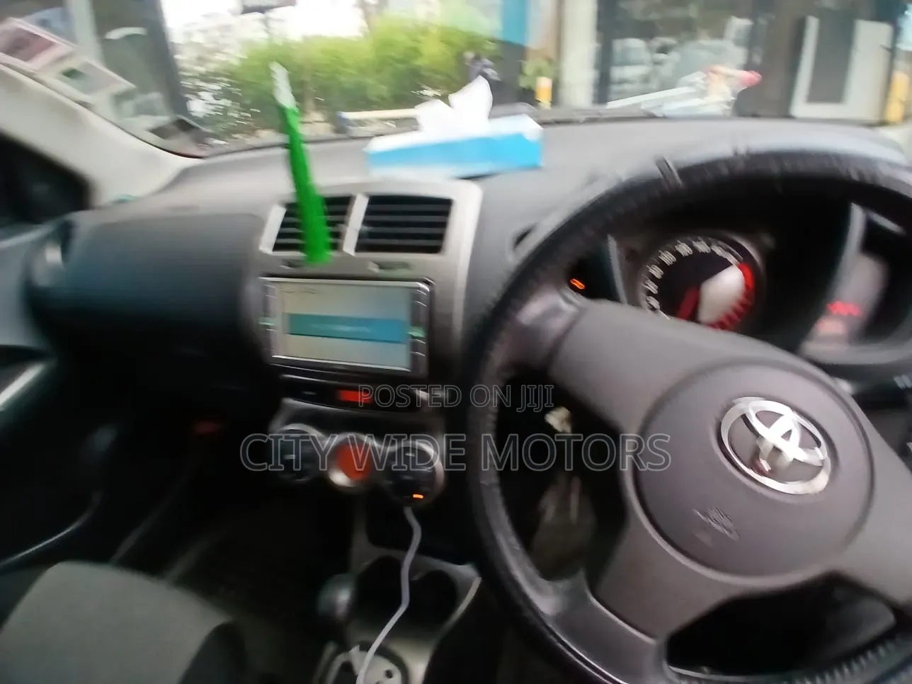 Toyota IST 2011 White