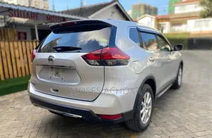 Nissan X-Trail 2018 Silver