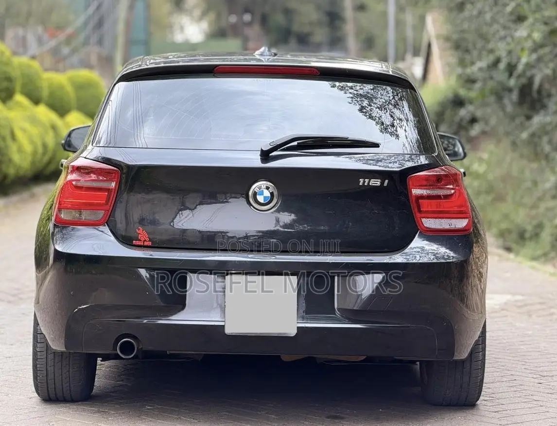 BMW 116i 2012 Black