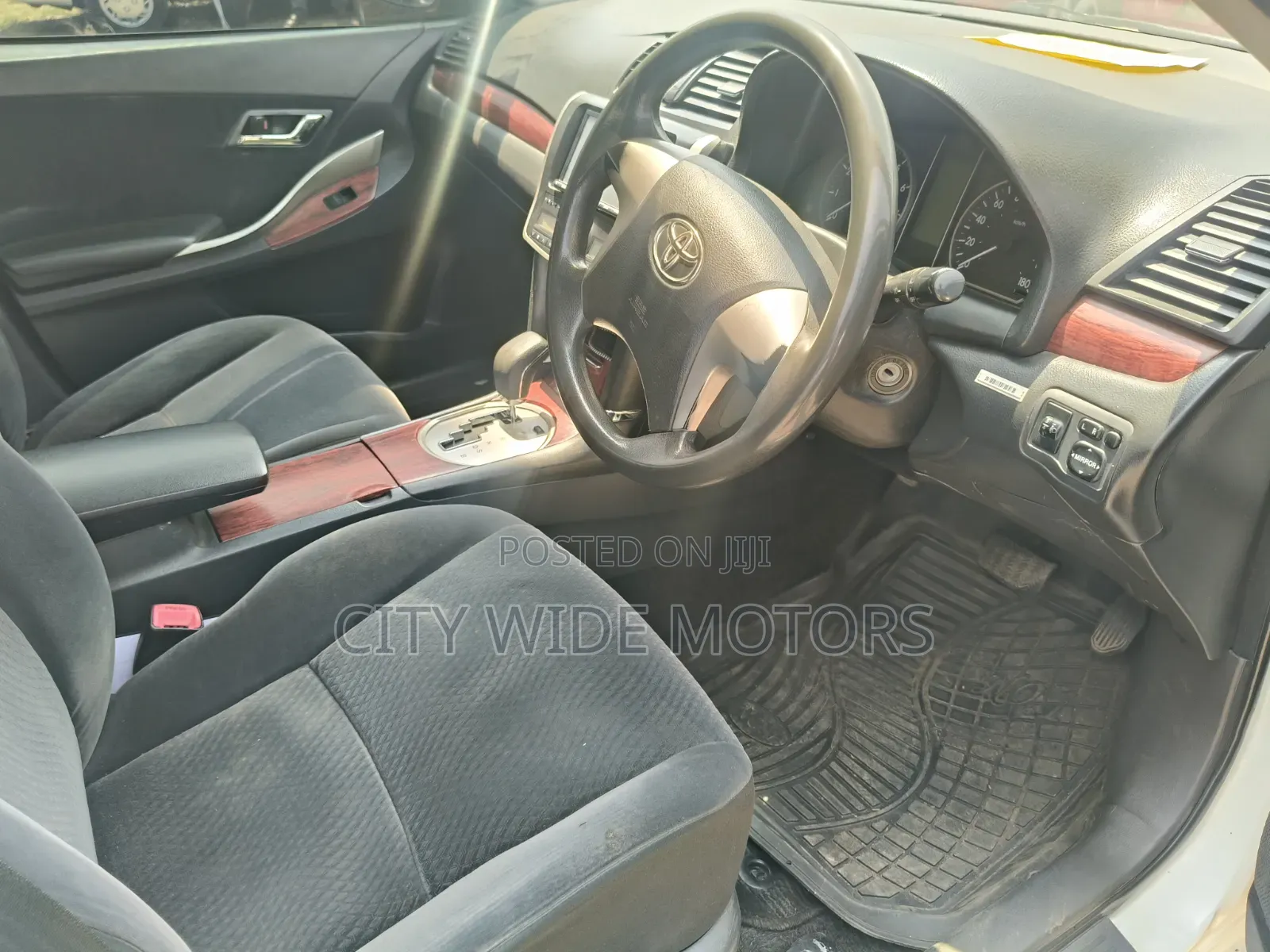 Toyota Premio 2012 White