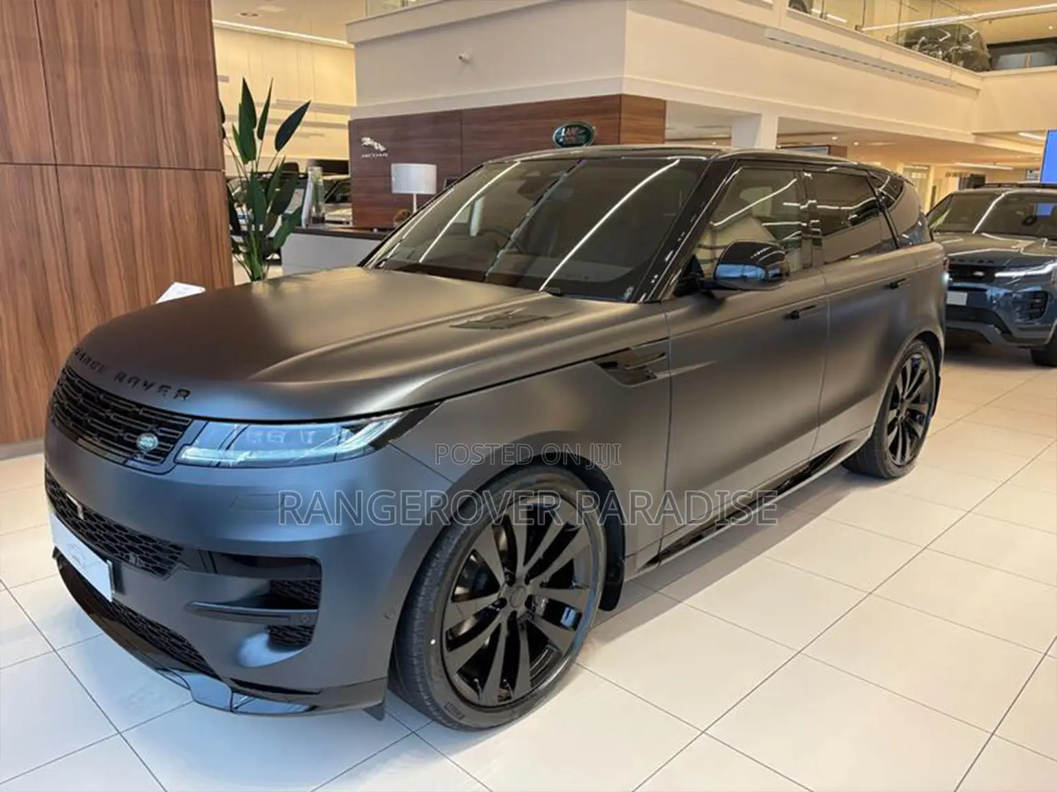 Land Rover Range Rover P530 Autobiography SWB 2026 Black