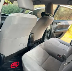 Toyota Axio 2013 Silver