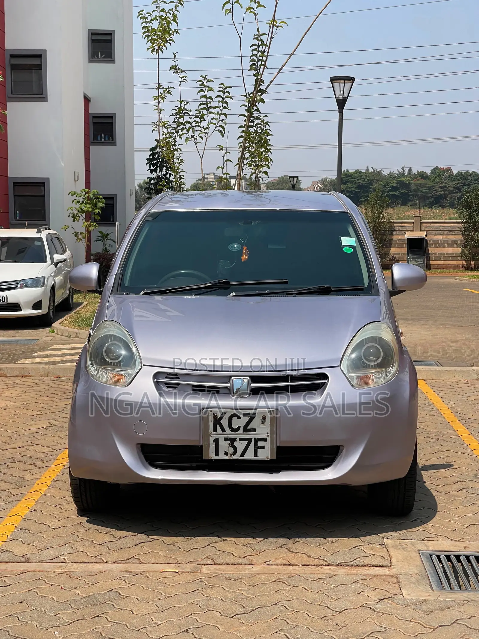 Toyota Passo 1.0 AWD 2013 Purple