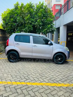 Toyota Passo 1.0 AWD 2013 Purple