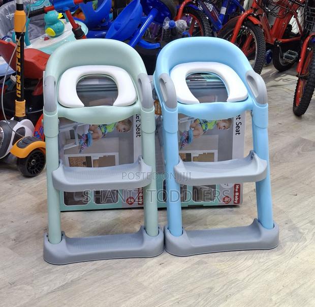 Toddler Potty Training Seat – Safe Practical Design - thumbnail 2