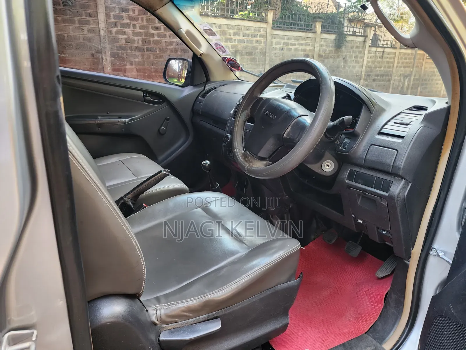 Isuzu D-MAX 2014 Gray