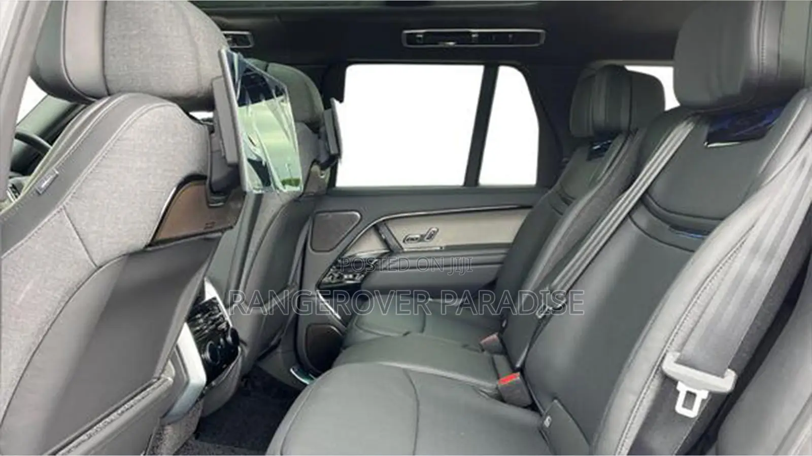 New Land Rover Range Rover P615 SV SWB 2026 Blue