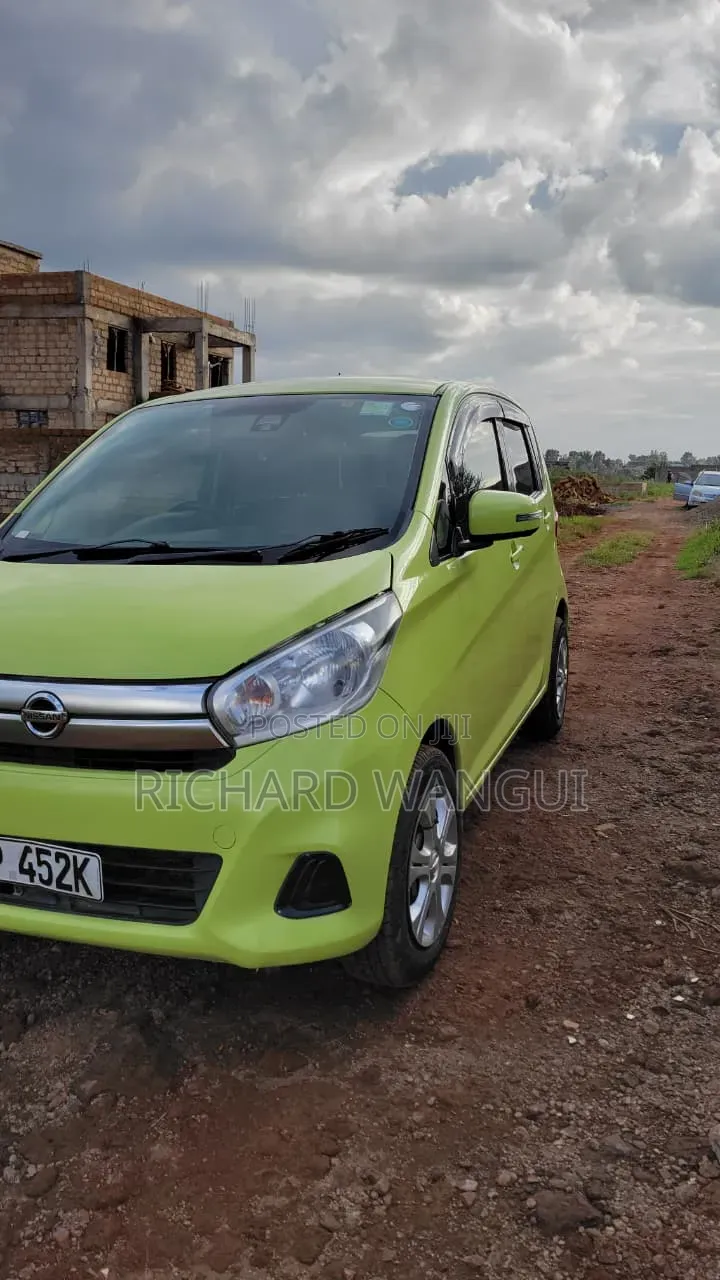 Nissan Dayz 2017 Green