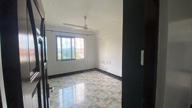 3bdrm Apartment in Tudor for rent - thumbnail 5